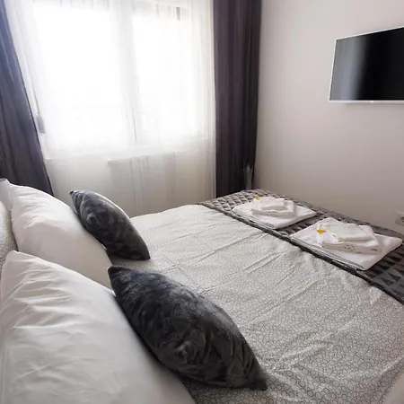 公寓 Niki 阿然德洛维克